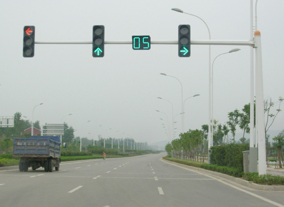 機(jī)動車信號燈桿