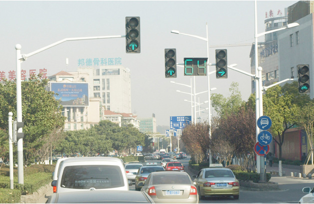 機(jī)動車信號燈桿